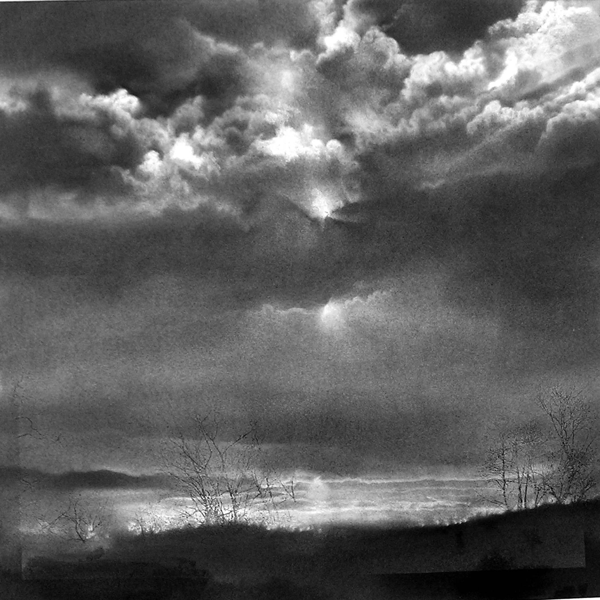 2ARCHETYPAL_LIGHTSCAPE_CHARCOAL_22X22_INS